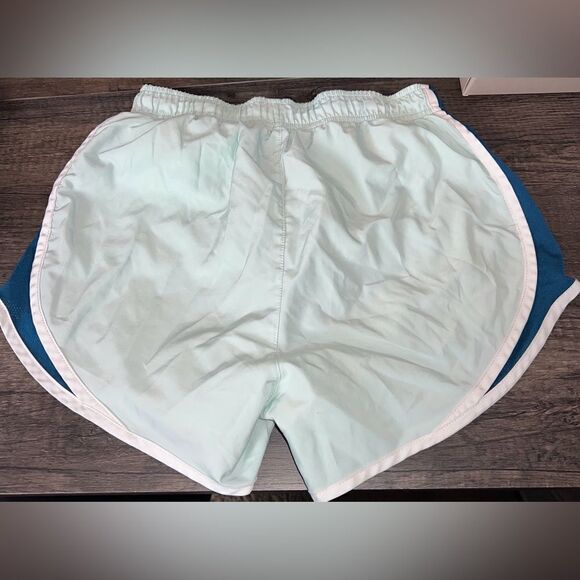 Nike Dri-Fit Blue Mesh Lined Running Shorts Size XS - Picture 2 of 6